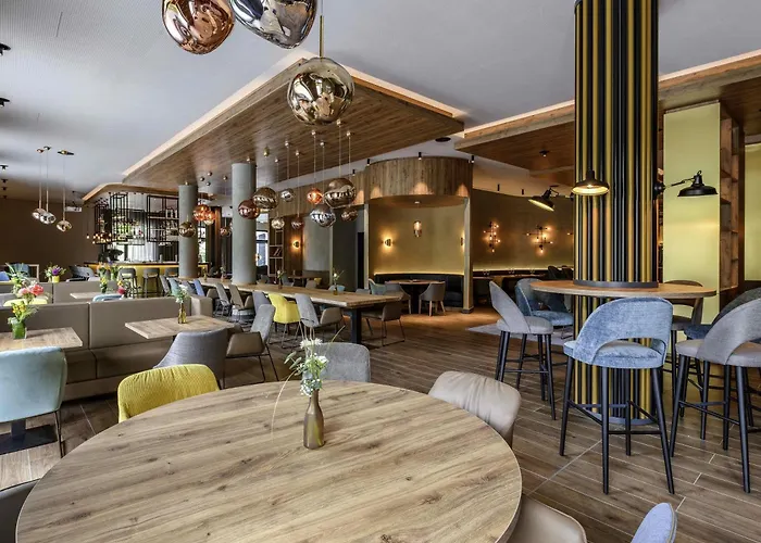 فندق Novotel Zentrum 4*