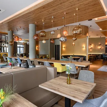 Novotel Zentrum 4*