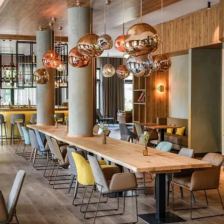 מלון Novotel Zentrum 4*