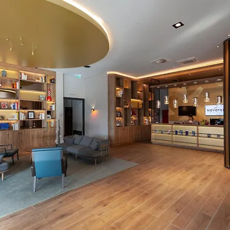 Hotell Novotel Zentrum 4*