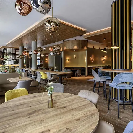 Hotel Novotel Zentrum 4*