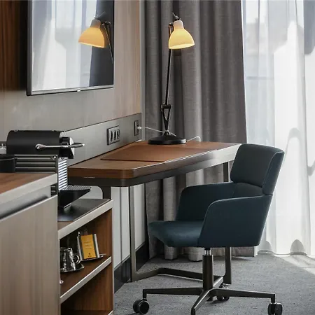 Novotel Zentrum Hotel 4*