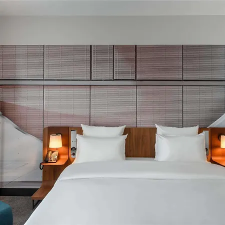 Novotel Zentrum 4* Ρέγκενσμπουργκ
