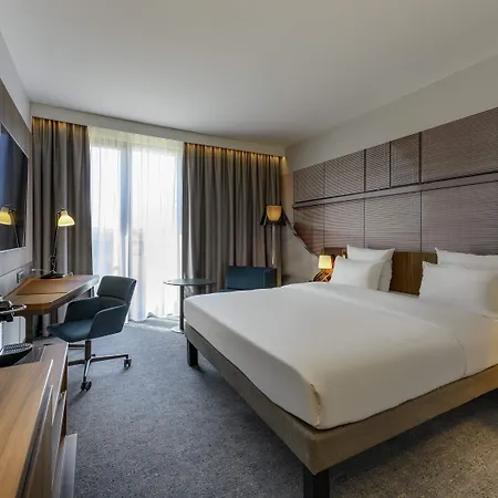Novotel Zentrum Otel 4*
