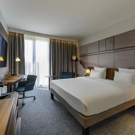 Otel Novotel Zentrum